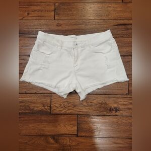 Lila Ryan Destroyed White Denim Frayed Hem Shorts, 3-inch inseam, Size 30/10